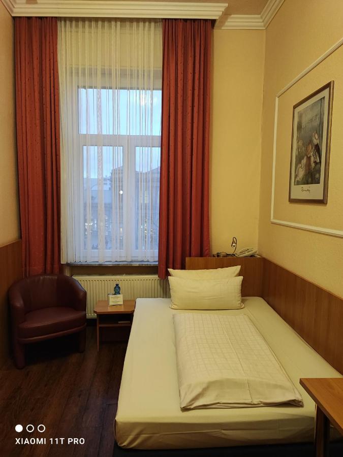 Hotel Koenigshof Майнц Экстерьер фото