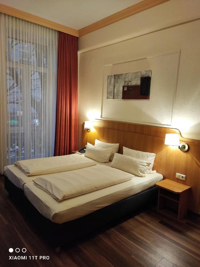 Hotel Koenigshof Майнц Экстерьер фото