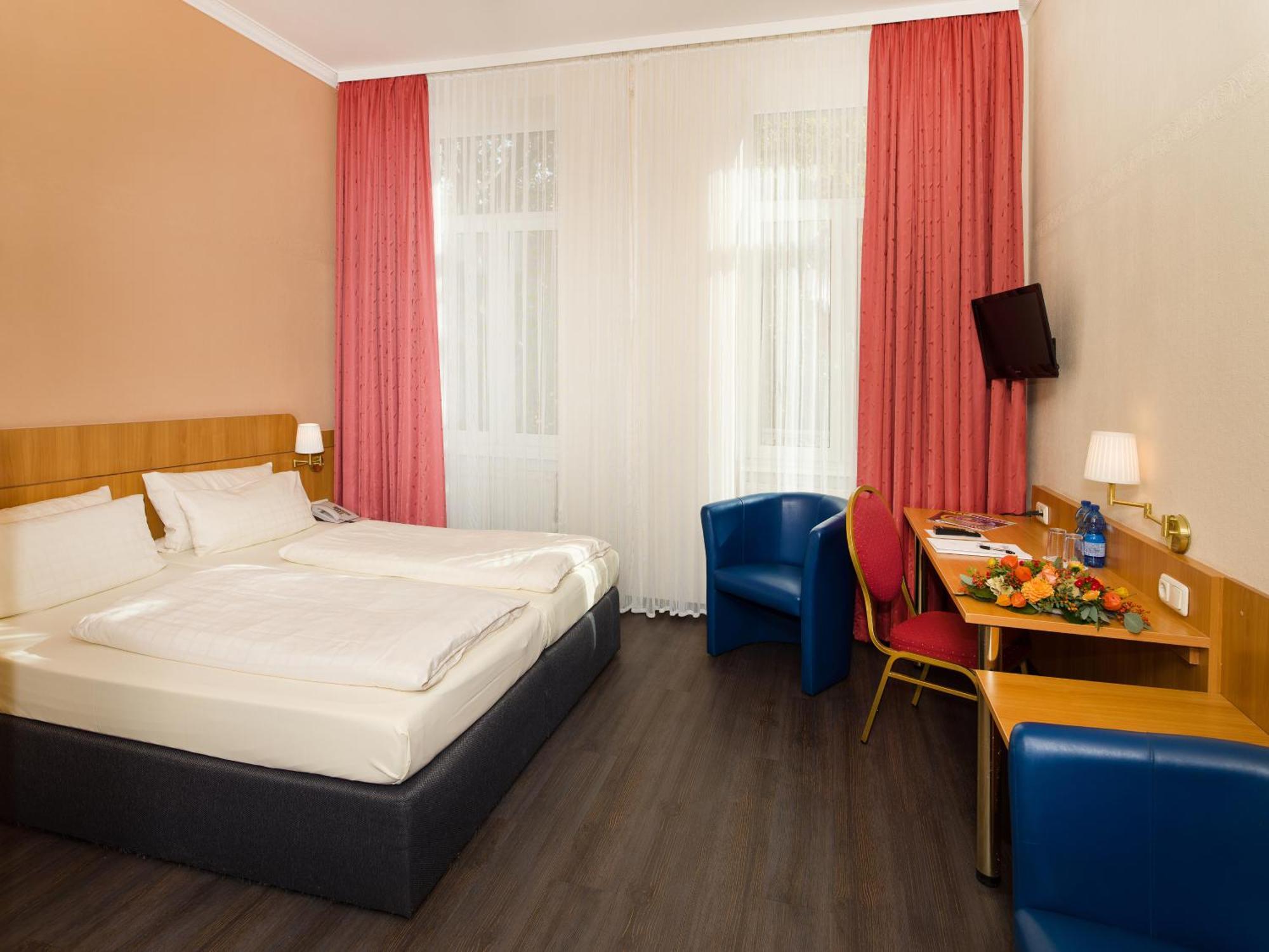 Hotel Koenigshof Майнц Экстерьер фото
