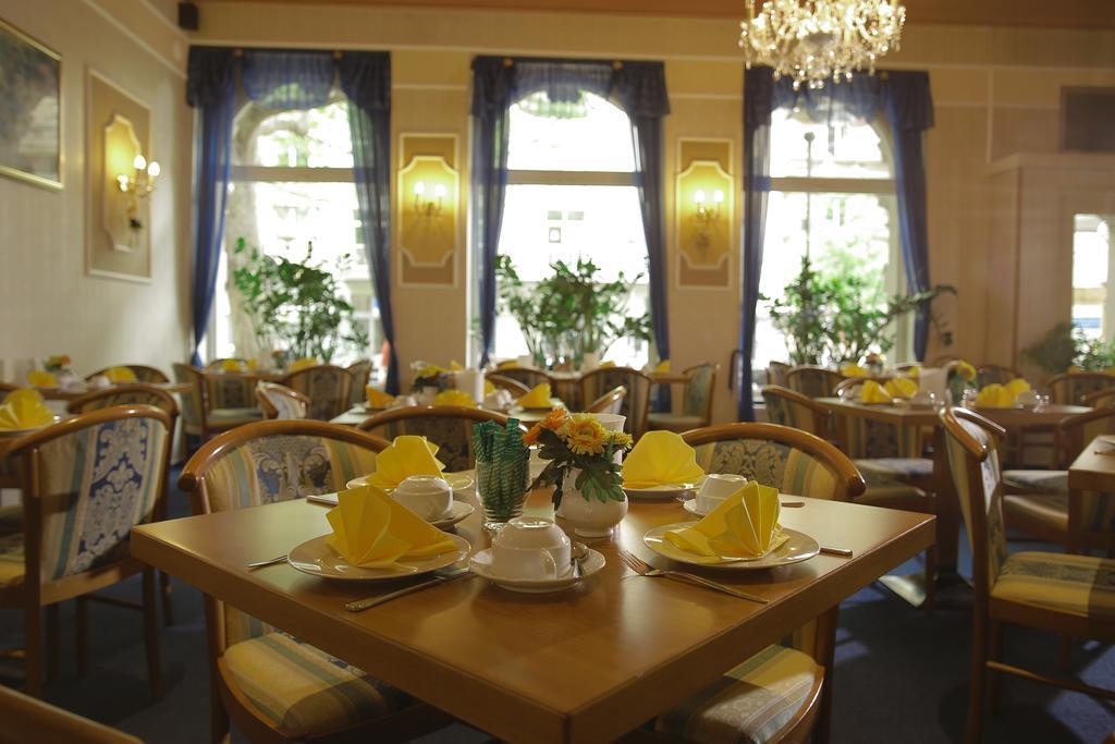 Hotel Koenigshof Майнц Экстерьер фото