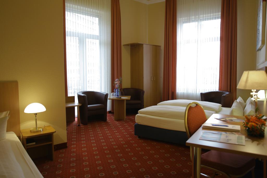 Hotel Koenigshof Майнц Экстерьер фото